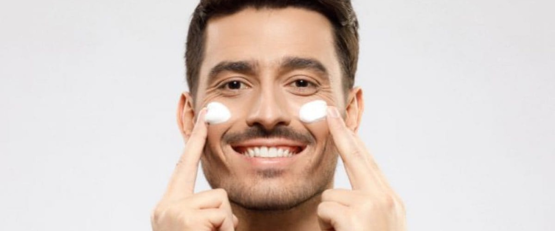 Scegliere il prodotto per il viso da uomo giusto per il tuo tipo di pelle